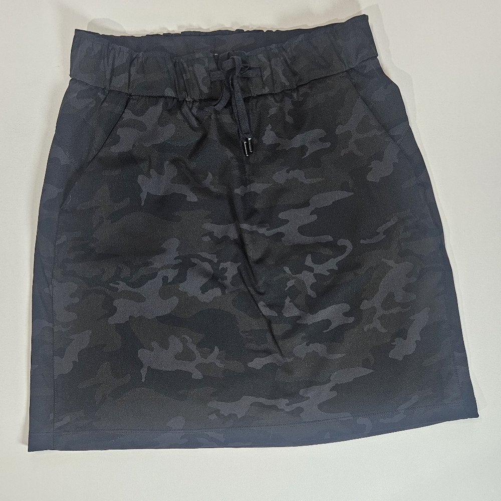 Hillary Radley Mini Skirt Womens Small Black Camo Elastic‎ Waist Festival Wear